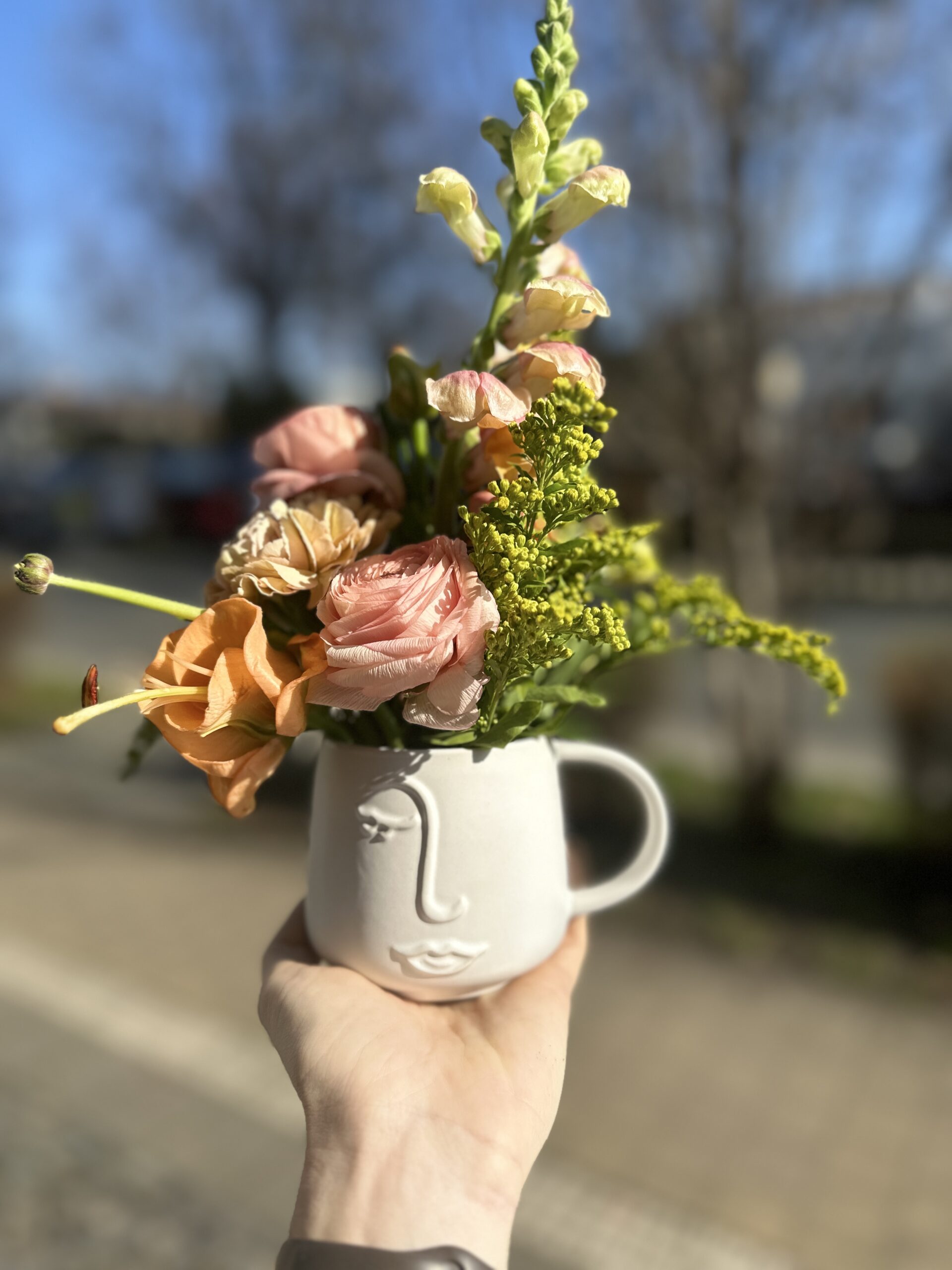 Na louce v Poděbradech, Květiny, sociální sítě, vče na co vzpomeneš - VYLAZENÍ INTERIÉRU DO VOŇAVÝHO ZENU